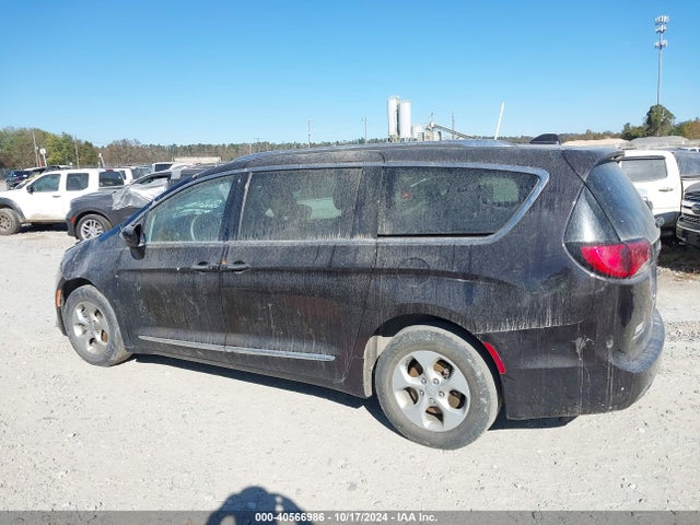 Chrysler Pacifica Touring-l Plus 2017 2C4RC1EG3HR577133 Image 14