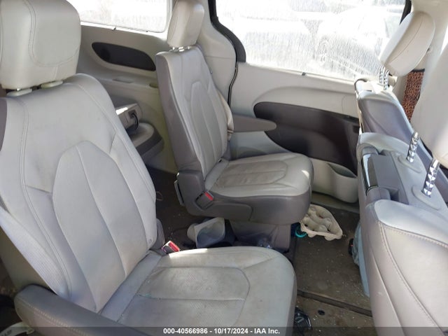 Chrysler Pacifica Touring-l Plus 2017 2C4RC1EG3HR577133 Image 8