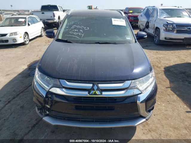JA4AD3A3XJZ000243 Mitsubishi Outlander Sel