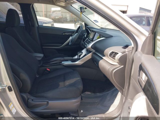 JA4AS3AA8KZ035417 Mitsubishi Eclipse Cross Es
