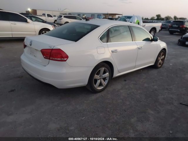 1VWAT7A30EC057055 Volkswagen Passat 1.8t Wolfsburg Edition