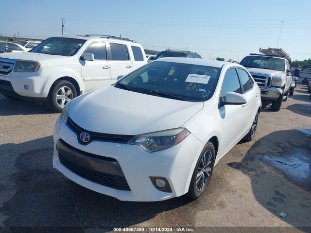 Toyota Corolla Le Plus 2016 5YFBURHE9GP554168 Image 2