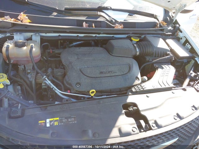 Chrysler Voyager Lx 2022 2C4RC1CG2NR109571 Image 10