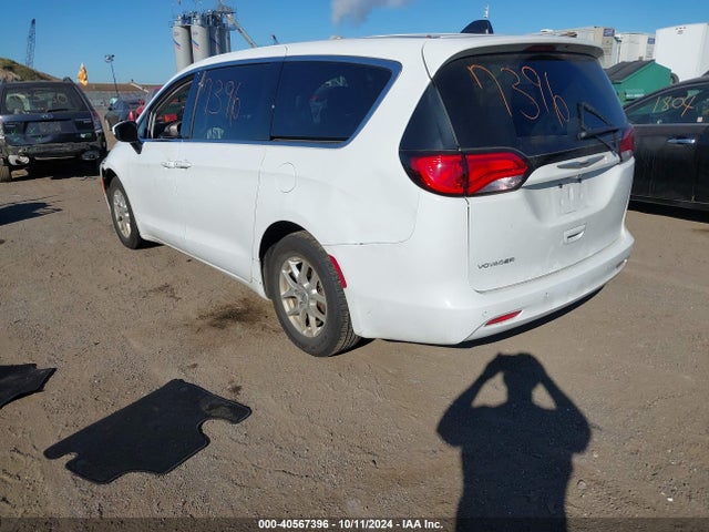 2C4RC1CG2NR109571 Chrysler Voyager Lx