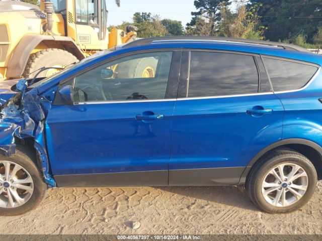 1FMCU0GD3JUD52005 Ford ESCAPE SE