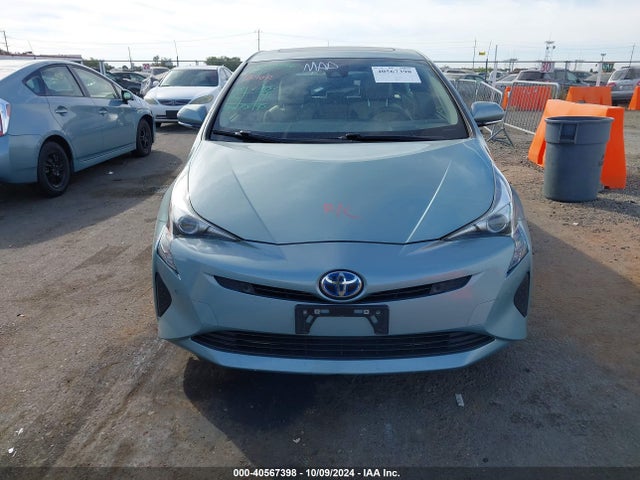Toyota Prius Three 2018 JTDKARFU7J3067733 Image 13