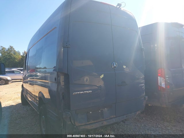 WD3PE7CD8JP632027 Mercedes-Benz Sprinter 2500 Standard Roof V6