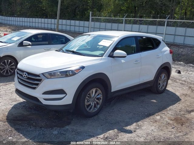 KM8J23A48JU669558 Hyundai TUCSON SE