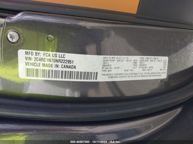 Chrysler Pacifica Hybrid Pinnacle 2022 2C4RC1N70NR222951 Image 9