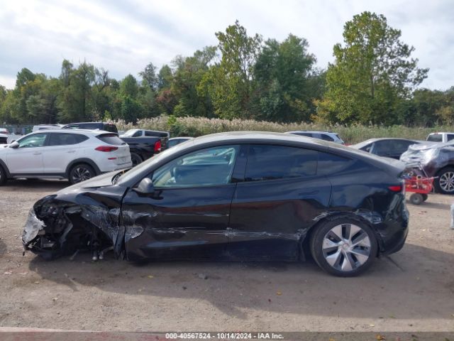 7SAYGDEE7RA235097 Tesla Model Y Long Range Dual Motor All-wheel Drive