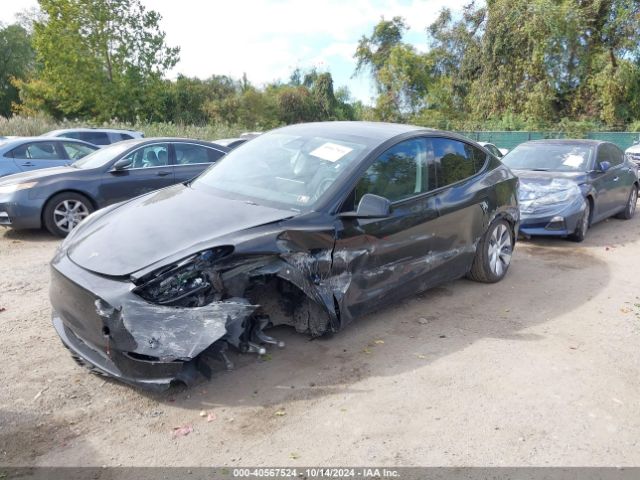 7SAYGDEE7RA235097 Tesla Model Y Long Range Dual Motor All-wheel Drive