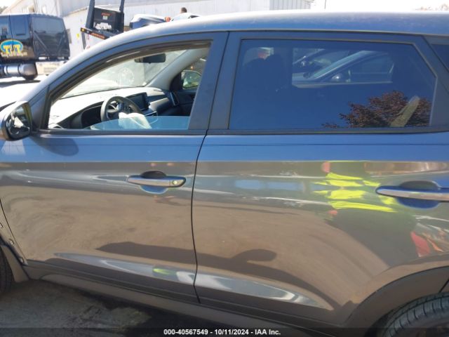 KM8J23A48MU311459 Hyundai TUCSON SE