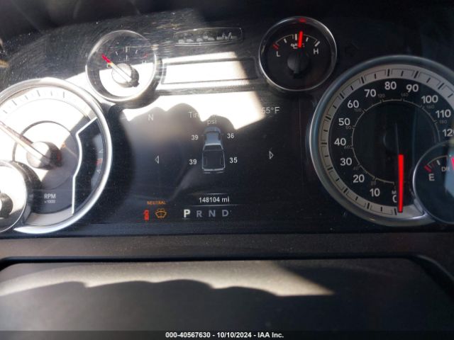 1C6RR7NM1JS315274 RAM 1500 Laramie  4x4 5'7 Box