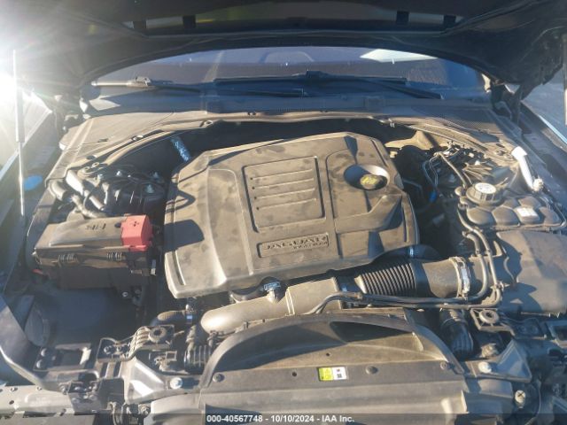 2018 JAGUAR XF SAJBR4FX7JCY69836 Photo 9