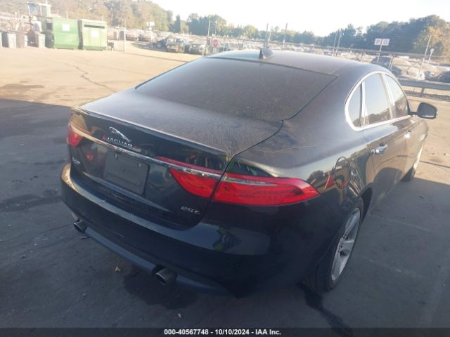 2018 JAGUAR XF SAJBR4FX7JCY69836 Photo 3