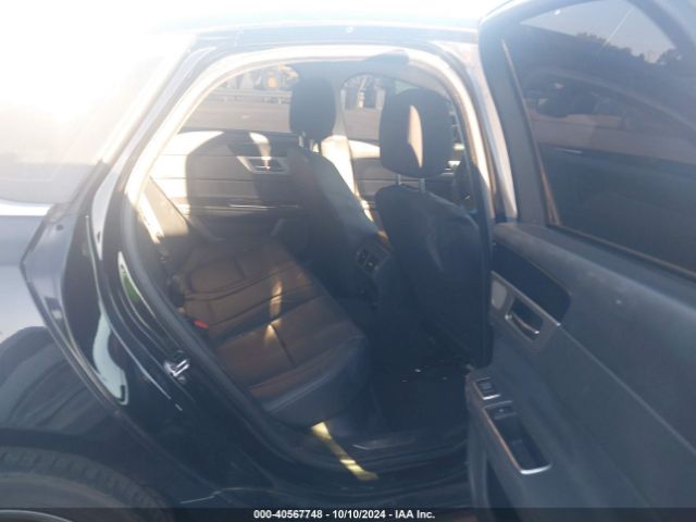 2018 JAGUAR XF SAJBR4FX7JCY69836 Photo 7