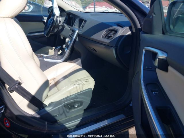 LYV402TM3HB130686 Volvo S60 Inscription T5 Platinum