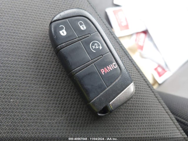 ZACCJBBB3HPG32212 Jeep Renegade Latitude 4x4