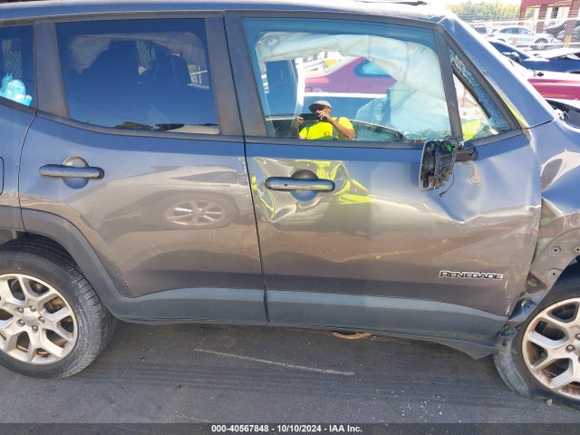 ZACCJBBB3HPG32212 Jeep Renegade Latitude 4x4