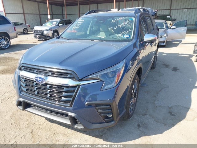 4S4WMAUD9P3452647 Subaru Ascent Limited 7-passenger
