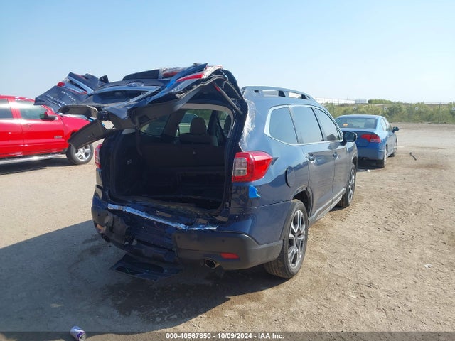 4S4WMAUD9P3452647 Subaru Ascent Limited 7-passenger