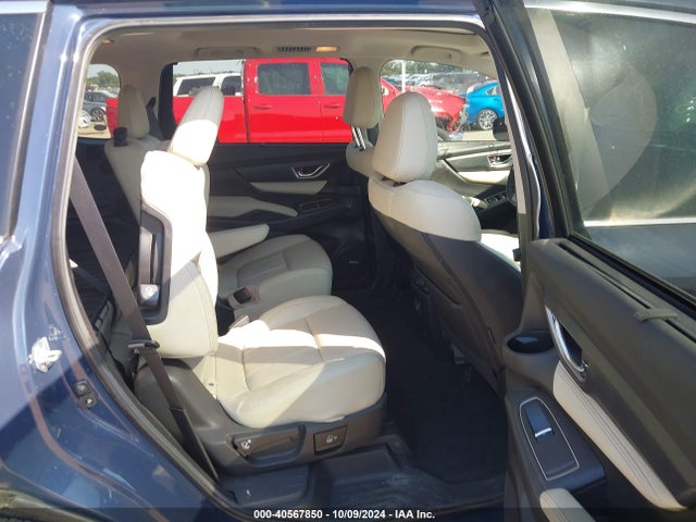 4S4WMAUD9P3452647 Subaru Ascent Limited 7-passenger