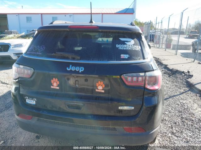 3C4NJDBB5JT360748 Jeep Compass Latitude 4x4