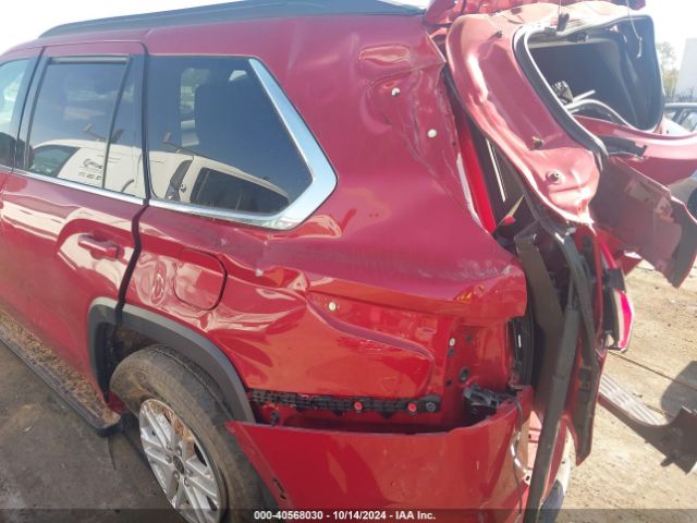 7SVAAABA4PX010308 Toyota Sequoia Sr5