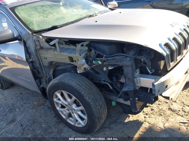 1C4PJMCB0FW503162 Jeep Cherokee Latitude