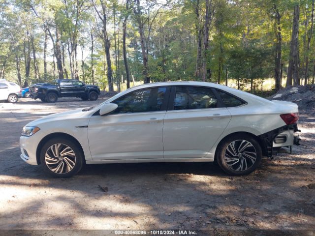 3VWE57BU3MM099381 Volkswagen Jetta 1.4t Sel