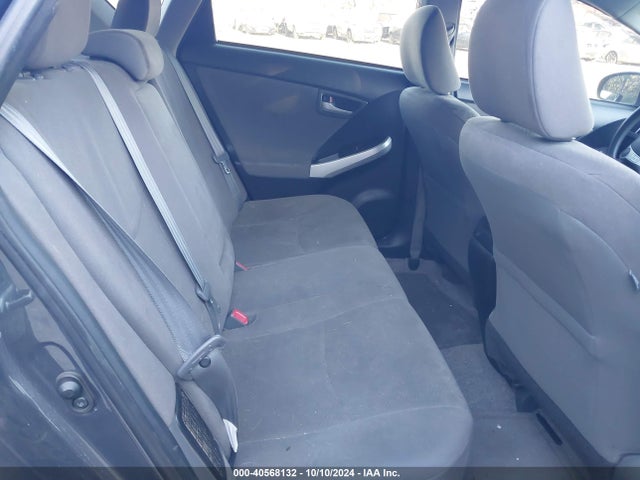 JTDKN3DU0F1888034 Toyota Prius Three