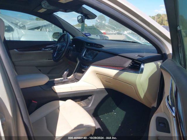 1GYKNBRS1HZ192993 Cadillac XT5 LUXURY