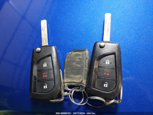 NMTKHMBX5KR097732 Toyota C-HR LE