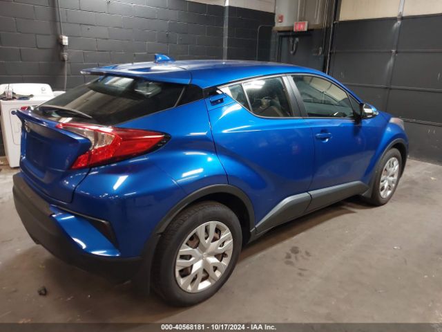 NMTKHMBX5KR097732 Toyota C-HR LE