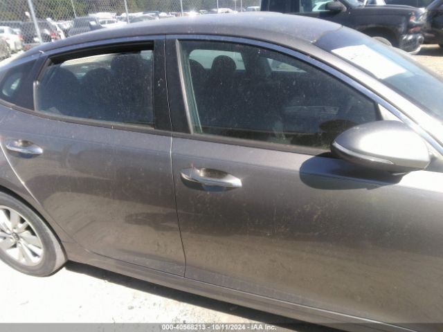 5XXGT4L33JG205296 KIA Optima Lx