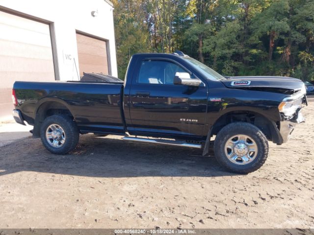 3C6MR5AJ0MG515682 RAM 2500 Tradesman  4x4 8' Box