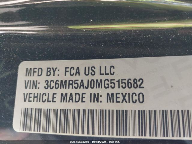 3C6MR5AJ0MG515682 RAM 2500 Tradesman  4x4 8' Box