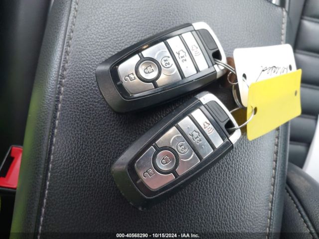 3FA6P0MU8KR131155 Ford Fusion Hybrid Sel