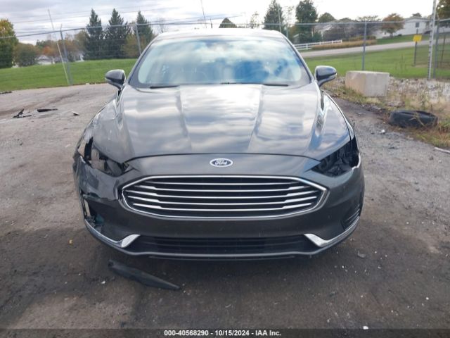 3FA6P0MU8KR131155 Ford Fusion Hybrid Sel