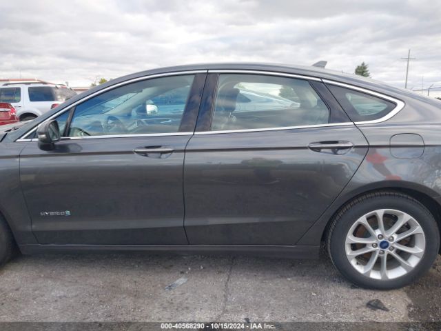 3FA6P0MU8KR131155 Ford Fusion Hybrid Sel