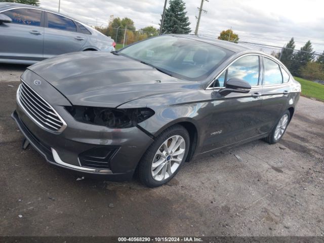 3FA6P0MU8KR131155 Ford Fusion Hybrid Sel