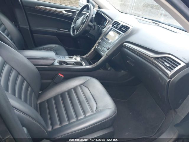 3FA6P0MU8KR131155 Ford Fusion Hybrid Sel