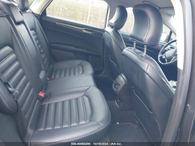 3FA6P0MU8KR131155 Ford Fusion Hybrid Sel