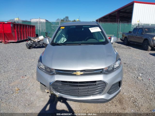 3GNCJNSB7HL131812 Chevrolet TRAX LS