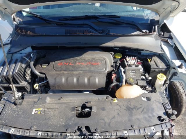 3C4NJDBB4JT331872 Jeep Compass Latitude 4x4