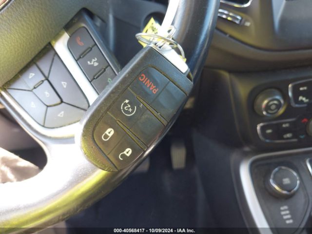 3C4NJDBB4JT331872 Jeep Compass Latitude 4x4