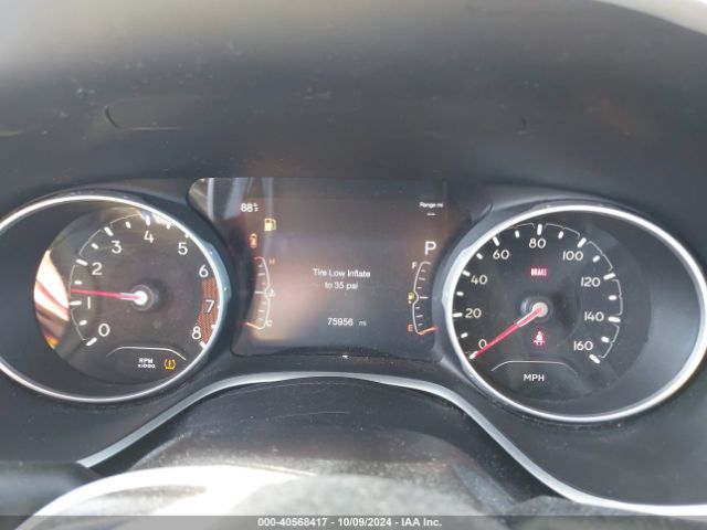 3C4NJDBB4JT331872 Jeep Compass Latitude 4x4