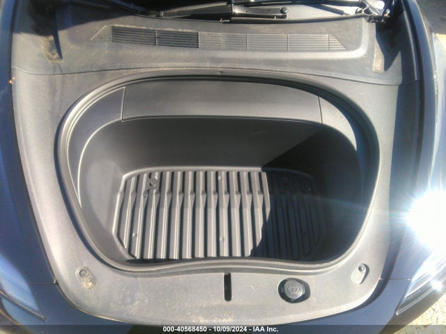 2024 TESLA MODEL 3 5YJ3E1EB5RF734176 Photo 9