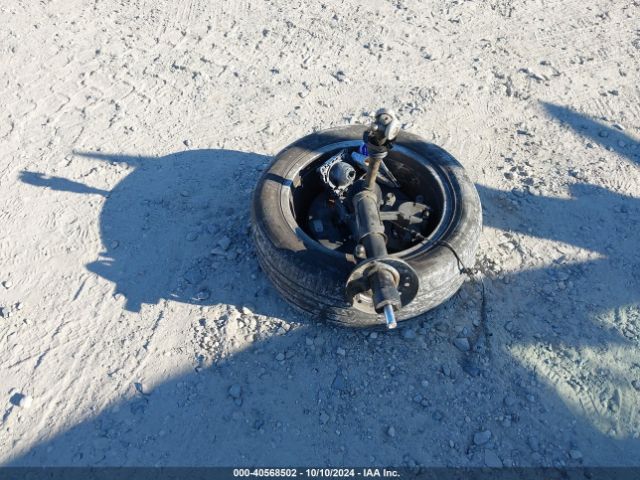 1G11Z5SA1KU142925 Chevrolet IMPALA LT