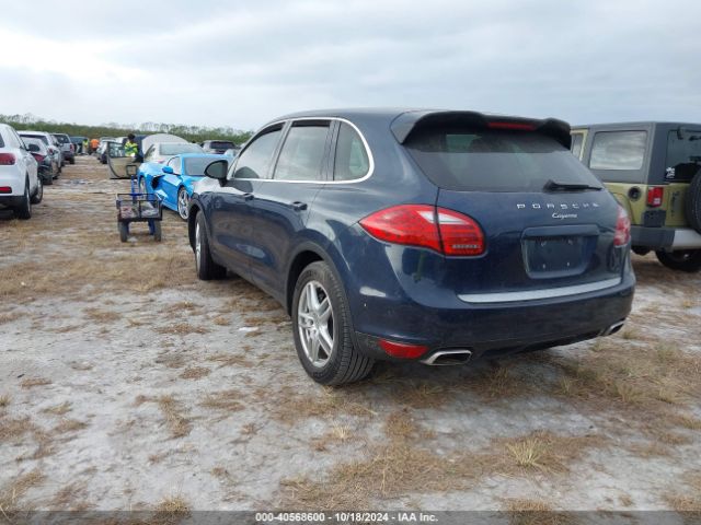 2014 PORSCHE CAYENNE WP1AA2A28ELA00443 Photo 2